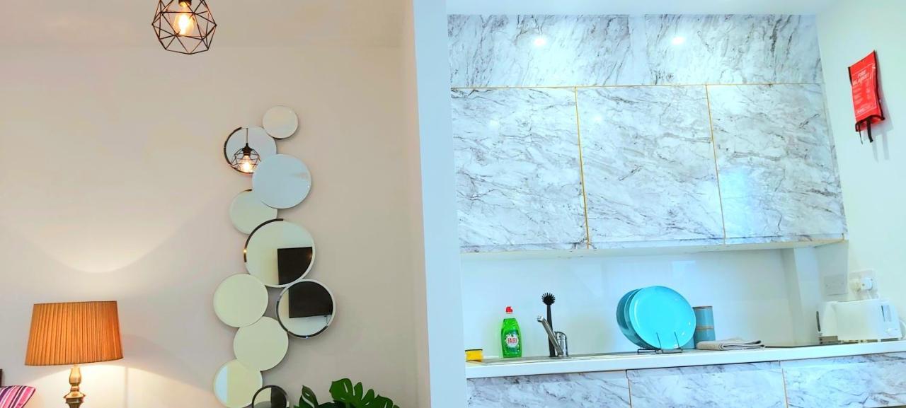 שפילד Great Studio Apartments - Netflix, Wifi, Digital Tv מראה חיצוני תמונה
